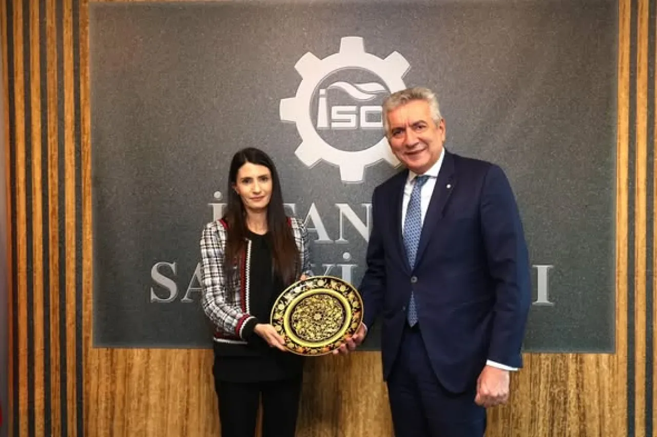 TOBB İstanbul Genç Girişimciler Kurulu, İSO Başkanı Erdal Bahçıvan'ı Ziyaret Etti TOBB İstanbul Genç Girişimciler Kurulu, İSO Başkanı Erdal Bahçıvan'ı Ziyaret Etti