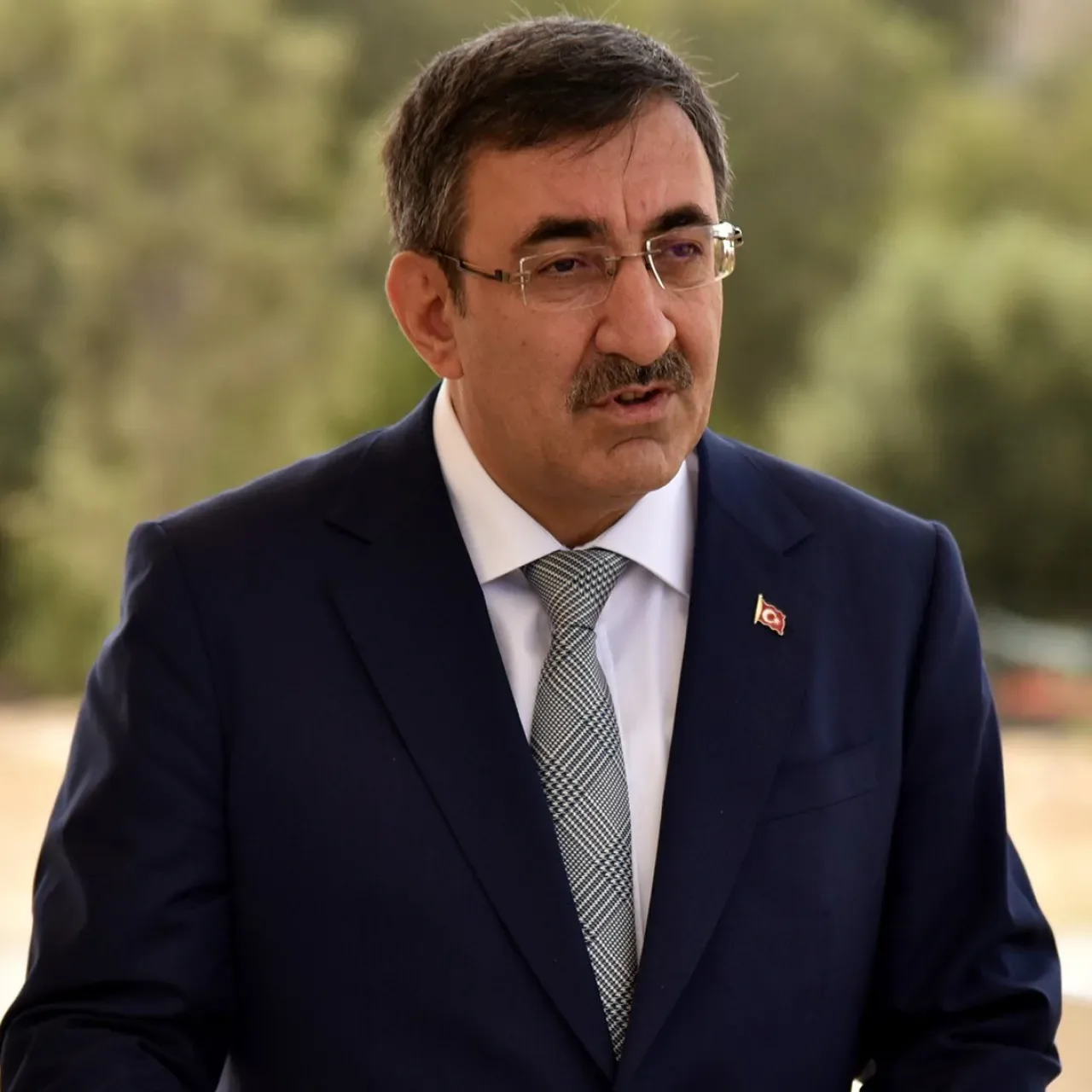 Cumhurbaşkanı Yardımcısı Yılmaz: Gelecek Odaklı ve Özgürlükçü Anayasa İhtiyacı Vurgulandı Cumhurbaşkanı Yardımcısı Yılmaz: Gelecek Odaklı ve Özgürlükçü Anayasa İhtiyacı Vurgulandı