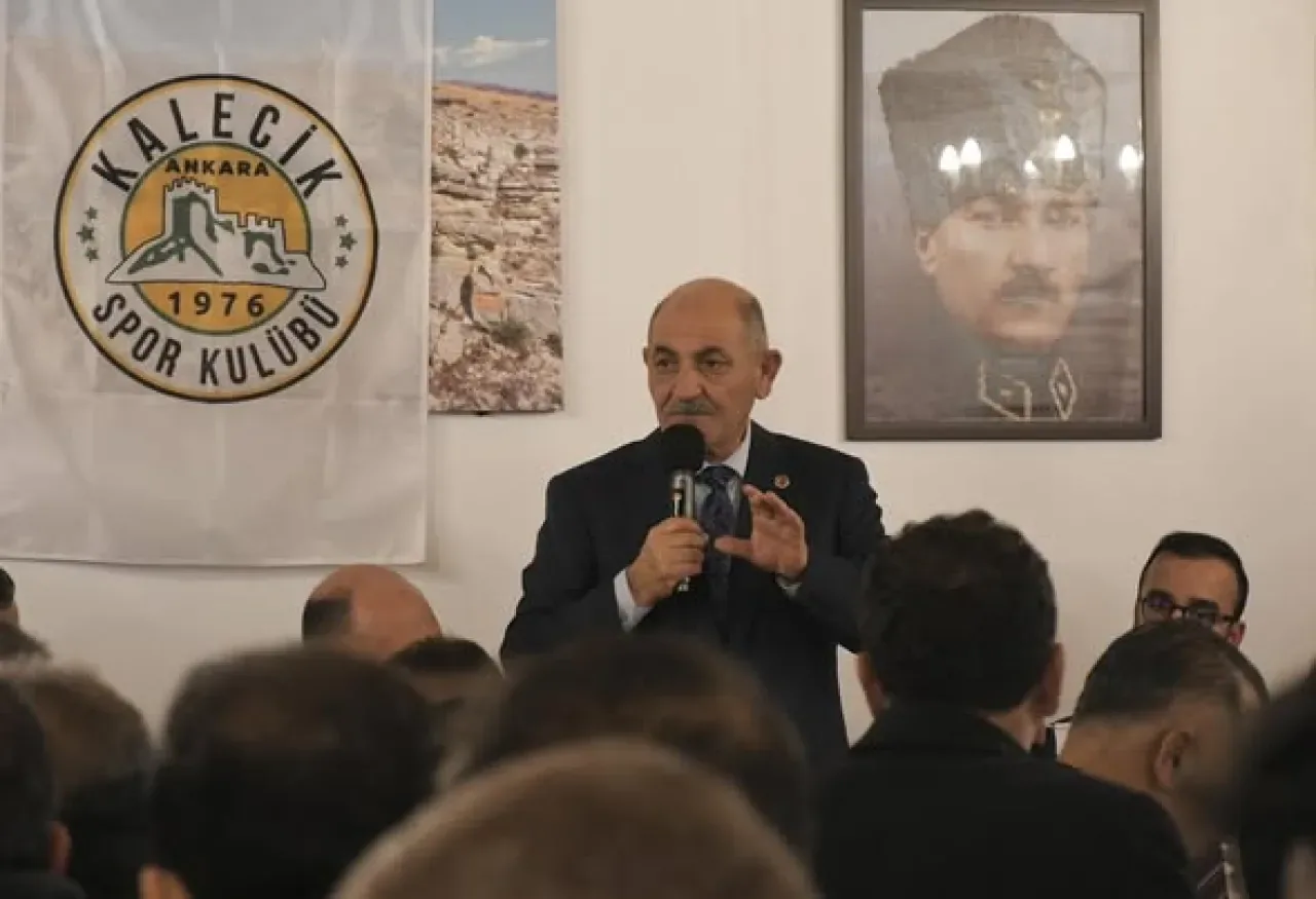 Kalecik'te İş İnsanları ve Hemşehriler Buluşması Kalecik'te İş İnsanları ve Hemşehriler Buluşması