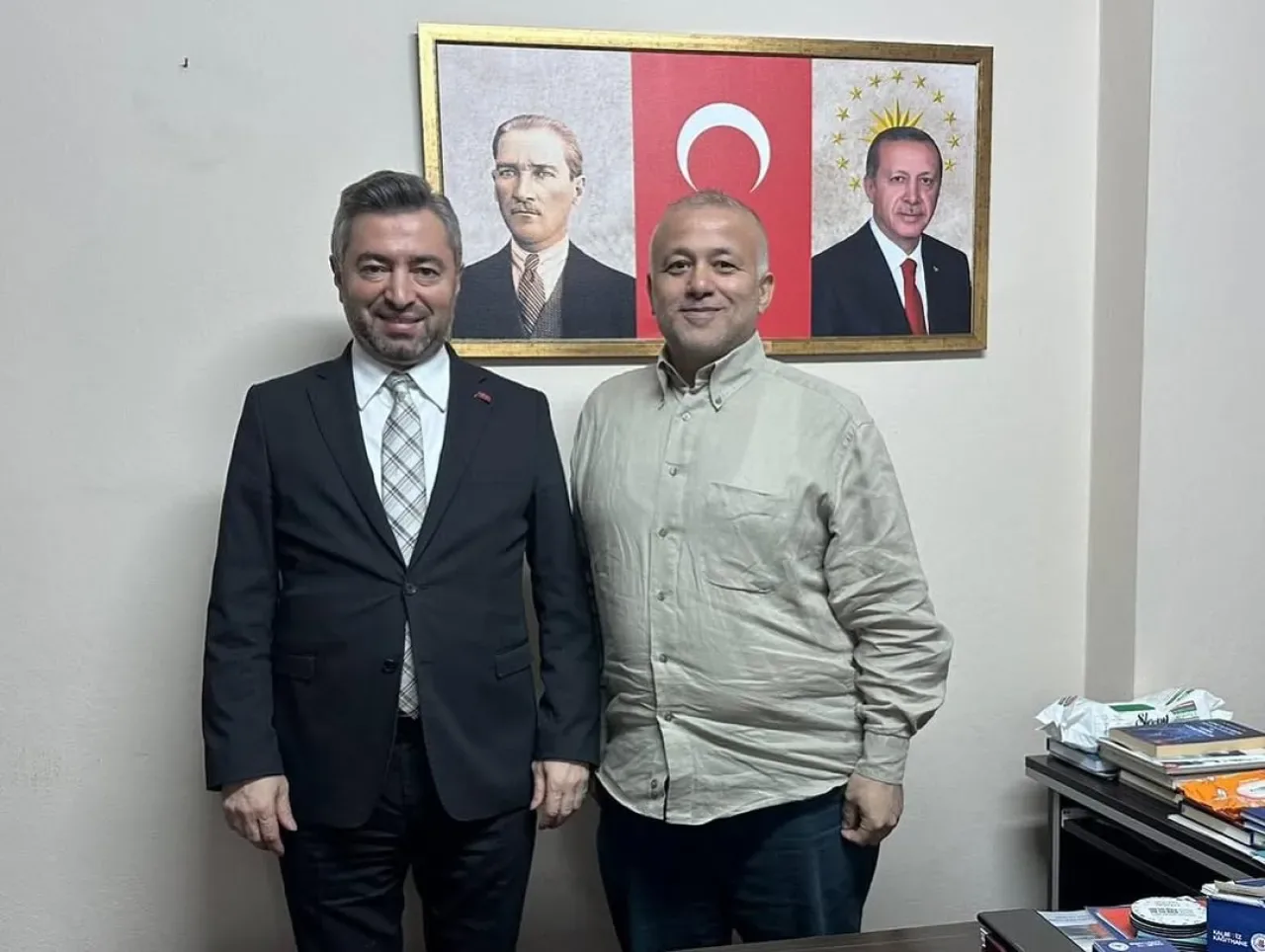 AK Parti Kağıthane İlçe Başkanı Erkan Yıldırım, Nurtepe Mahalle Muhtarını Ziyaret Etti AK Parti Kağıthane İlçe Başkanı Erkan Yıldırım, Nurtepe Mahalle Muhtarını Ziyaret Etti