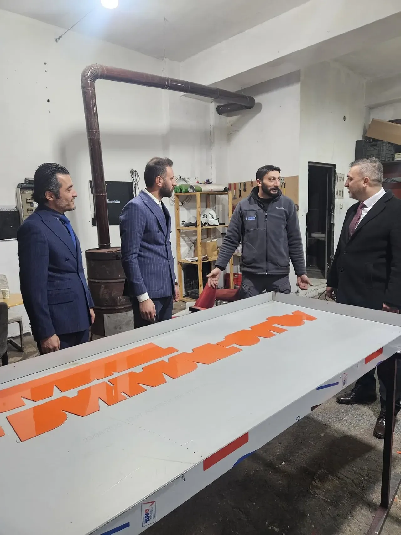 MHP Yenimahalle İlçe Teşkilatı Ostim Esnafını Ziyaret Etti MHP Yenimahalle İlçe Teşkilatı Ostim Esnafını Ziyaret Etti