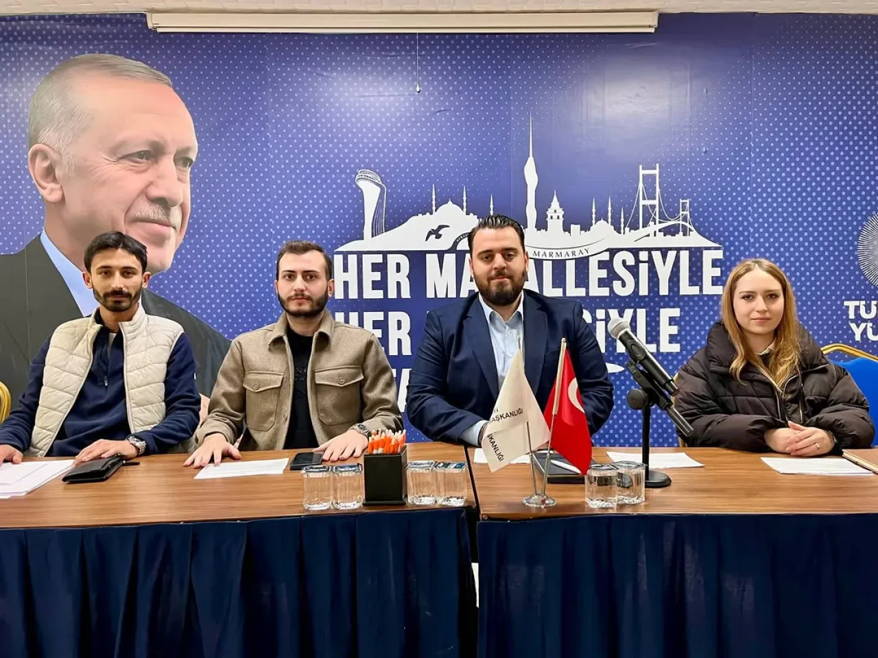 Silivri Gençlik Kolları Olağan Yönetim Kurulu Toplantısı Gerçekleştirildi Silivri Gençlik Kolları Olağan Yönetim Kurulu Toplantısı Gerçekleştirildi