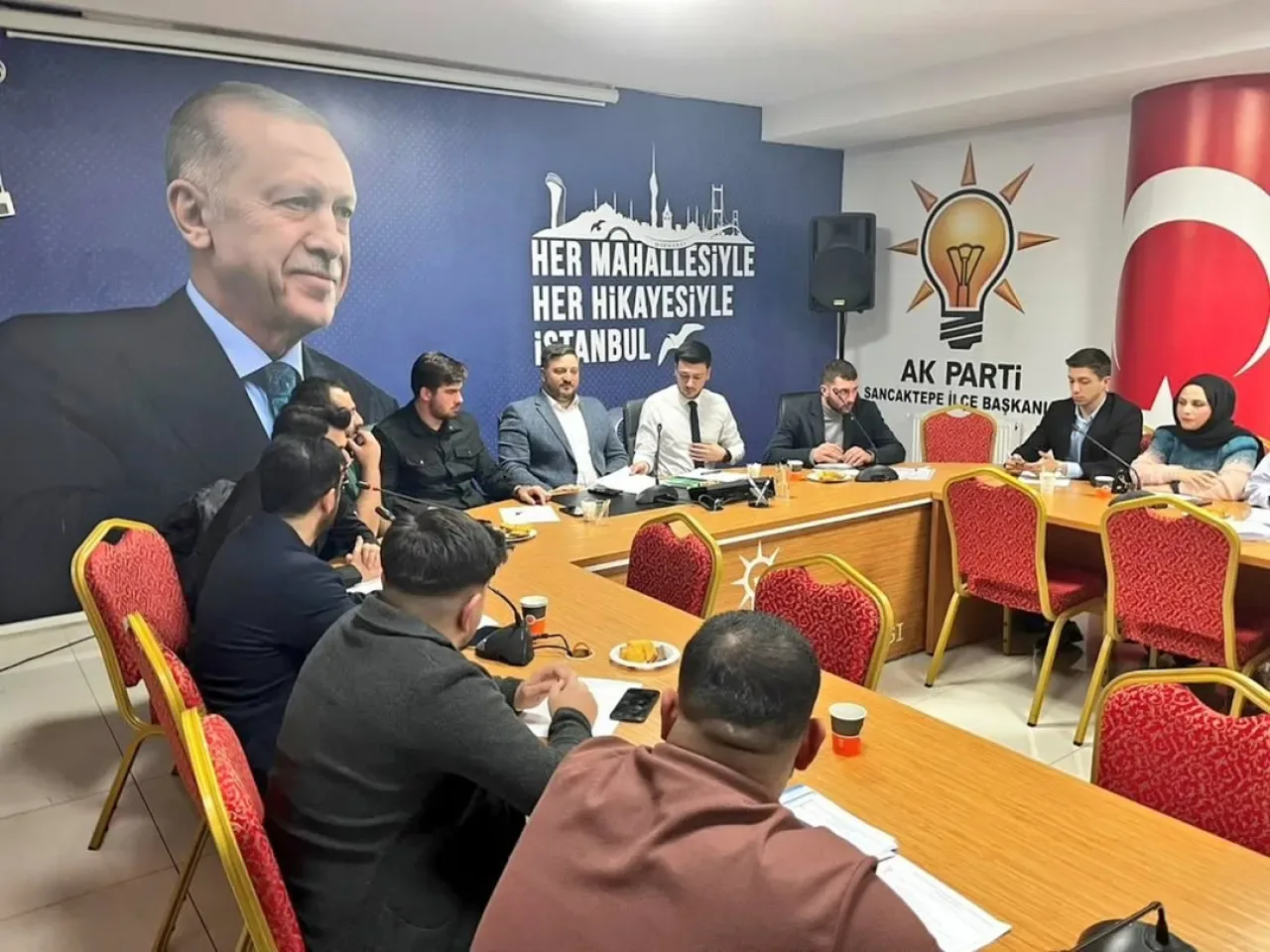 AK Parti Sancaktepe Gençlik Kolları Yönetim Kurulu Toplantısı Gerçekleştirildi AK Parti Sancaktepe Gençlik Kolları Yönetim Kurulu Toplantısı Gerçekleştirildi