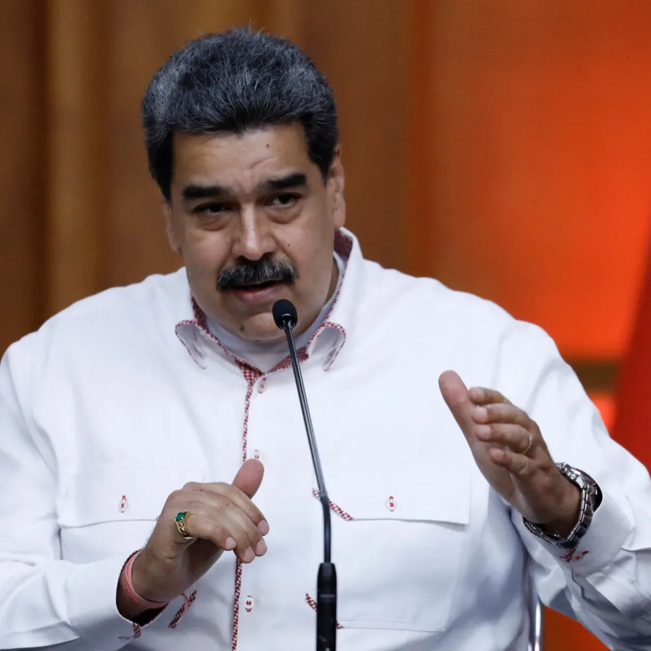 Venezuela Devlet Başkanı Maduro: "Venezuela Kimsenin Kolonisi Olmayacak" Venezuela Devlet Başkanı Maduro: "Venezuela Kimsenin Kolonisi Olmayacak"