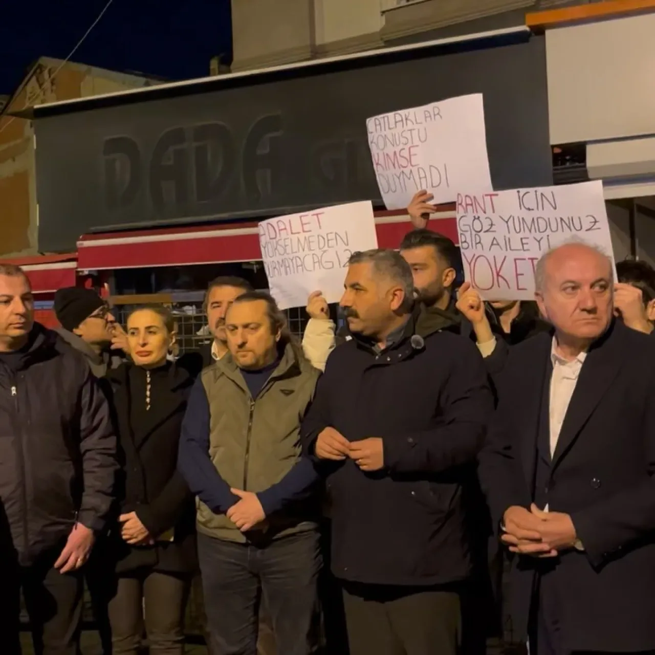 Gebze'deki Bina Çökmesinin Üzerinden 49 Gün Geçti: CHP'den Adalet Çağrısı Gebze'deki Bina Çökmesinin Üzerinden 49 Gün Geçti: CHP'den Adalet Çağrısı