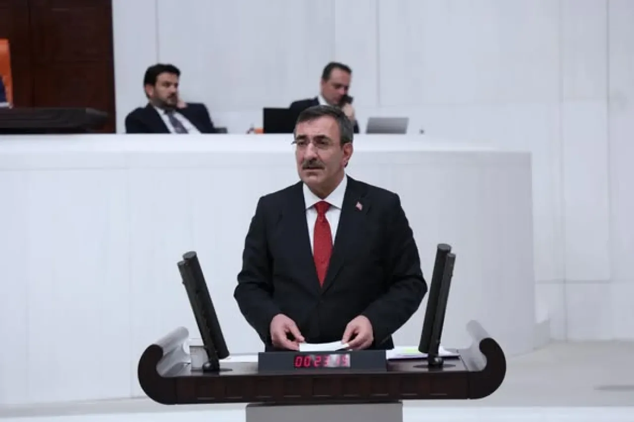 Antalya Milletvekili Kemal Çelik'ten Bütçe Açıklaması: Cumhurbaşkanlığı ve Çalışma Bakanlığı Bütçeleri Onaylandı Antalya Milletvekili Kemal Çelik'ten Bütçe Açıklaması: Cumhurbaşkanlığı ve Çalışma Bakanlığı Bütçeleri Onaylandı