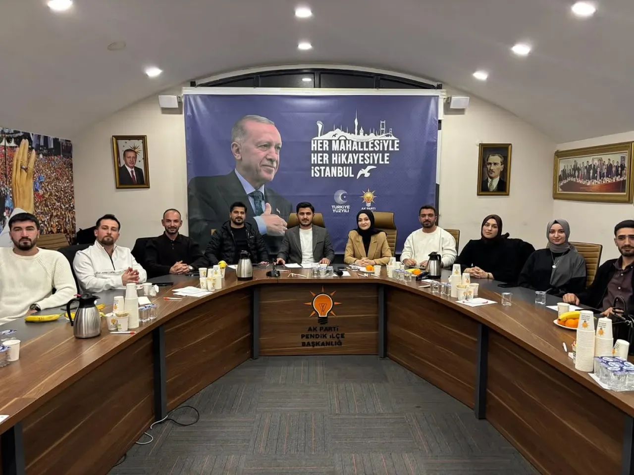 AK Gençlik Pendik Olağan Yönetim Kurulu Toplantısı Gerçekleştirdi AK Gençlik Pendik Olağan Yönetim Kurulu Toplantısı Gerçekleştirdi