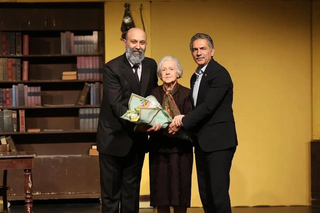 Gemlik'te Mehmet Akif Ersoy'un Hayatı Sahnelendi Gemlik'te Mehmet Akif Ersoy'un Hayatı Sahnelendi