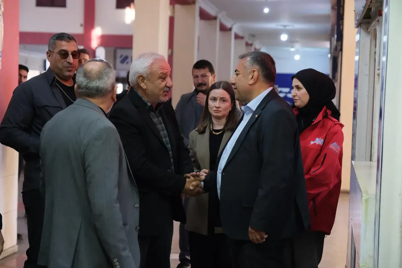 Adana Büyükşehir Belediyesi Ceyhan'da Altyapı ve Hizmet Denetimlerini Gerçekleştirdi Adana Büyükşehir Belediyesi Ceyhan'da Altyapı ve Hizmet Denetimlerini Gerçekleştirdi