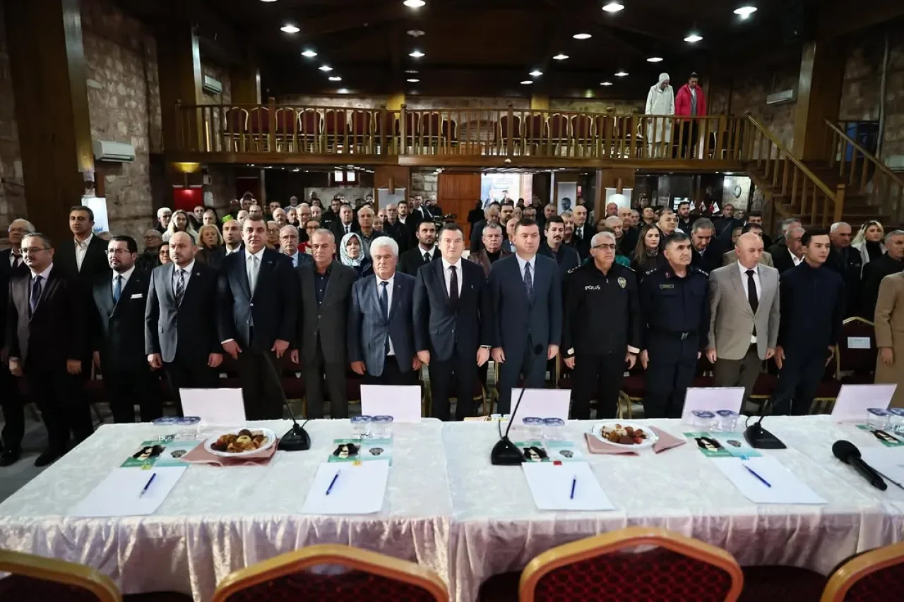 CHP'den Silivri'deki Huzur Toplantısı'na Katılım CHP'den Silivri'deki Huzur Toplantısı'na Katılım