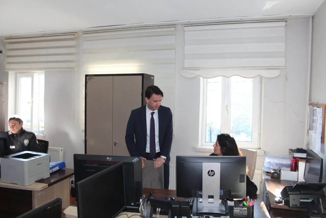Keles Kaymakamı Gürses, Güvenlik Birimlerinde Denetim Gerçekleştirdi Keles Kaymakamı Gürses, Güvenlik Birimlerinde Denetim Gerçekleştirdi