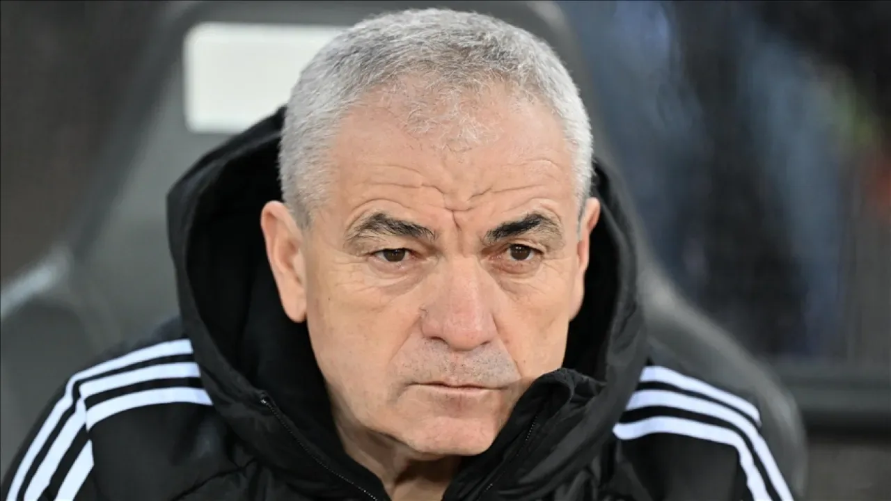 Trabzonspor'un Transfer Haritası ve Lig Hedefleri: Rıza Çalımbay Yorumladı Trabzonspor'un Transfer Haritası ve Lig Hedefleri: Rıza Çalımbay Yorumladı