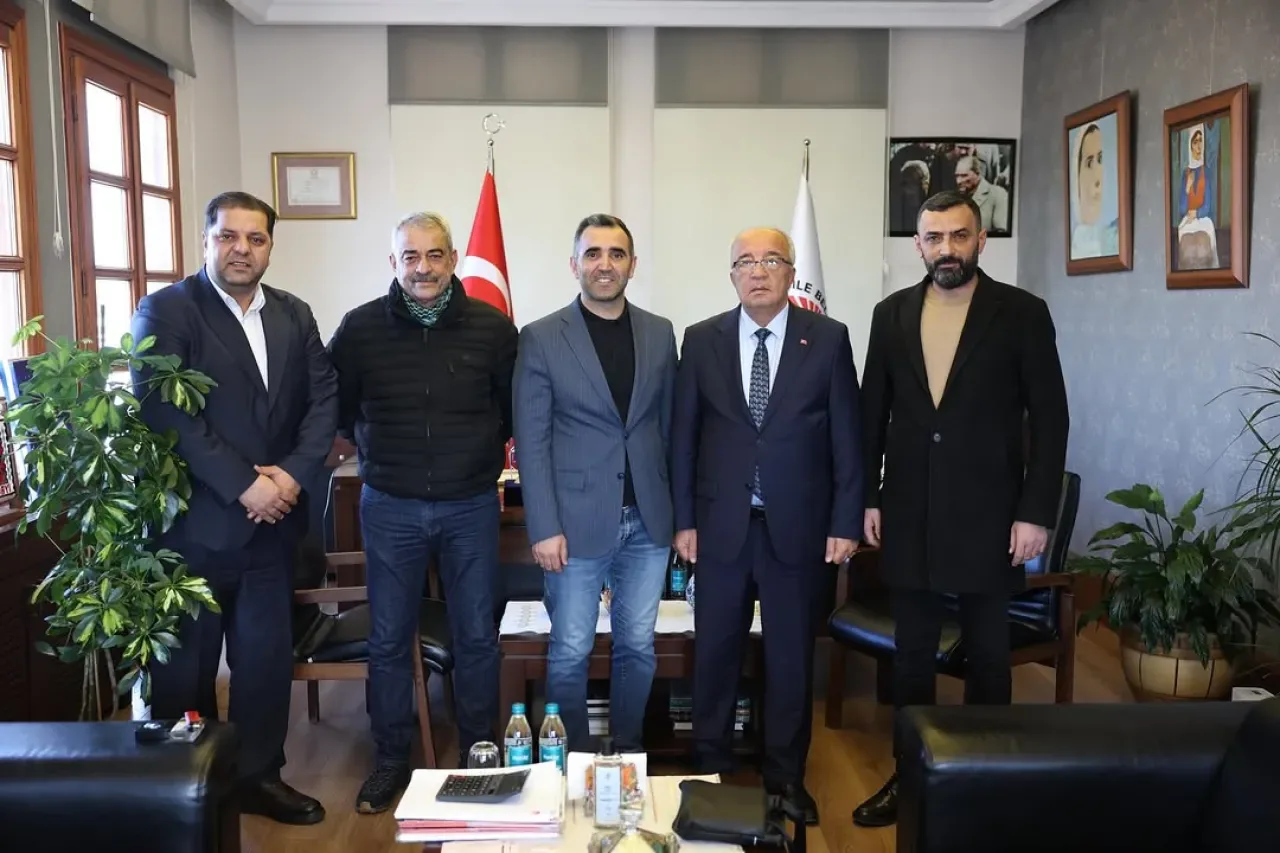 Çekmeköy Belediyesi Meclis Üyesi Turgut Genç, Şile Belediyesi'ne Nezaket Ziyaretinde Bulundu Çekmeköy Belediyesi Meclis Üyesi Turgut Genç, Şile Belediyesi'ne Nezaket Ziyaretinde Bulundu