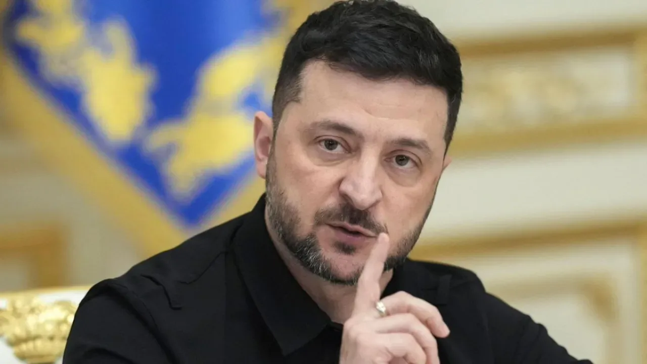 Zelenski: ABD, Ukrayna'nın NATO Üyeliğini Şimdilik Onaylamıyor Zelenski: ABD, Ukrayna'nın NATO Üyeliğini Şimdilik Onaylamıyor