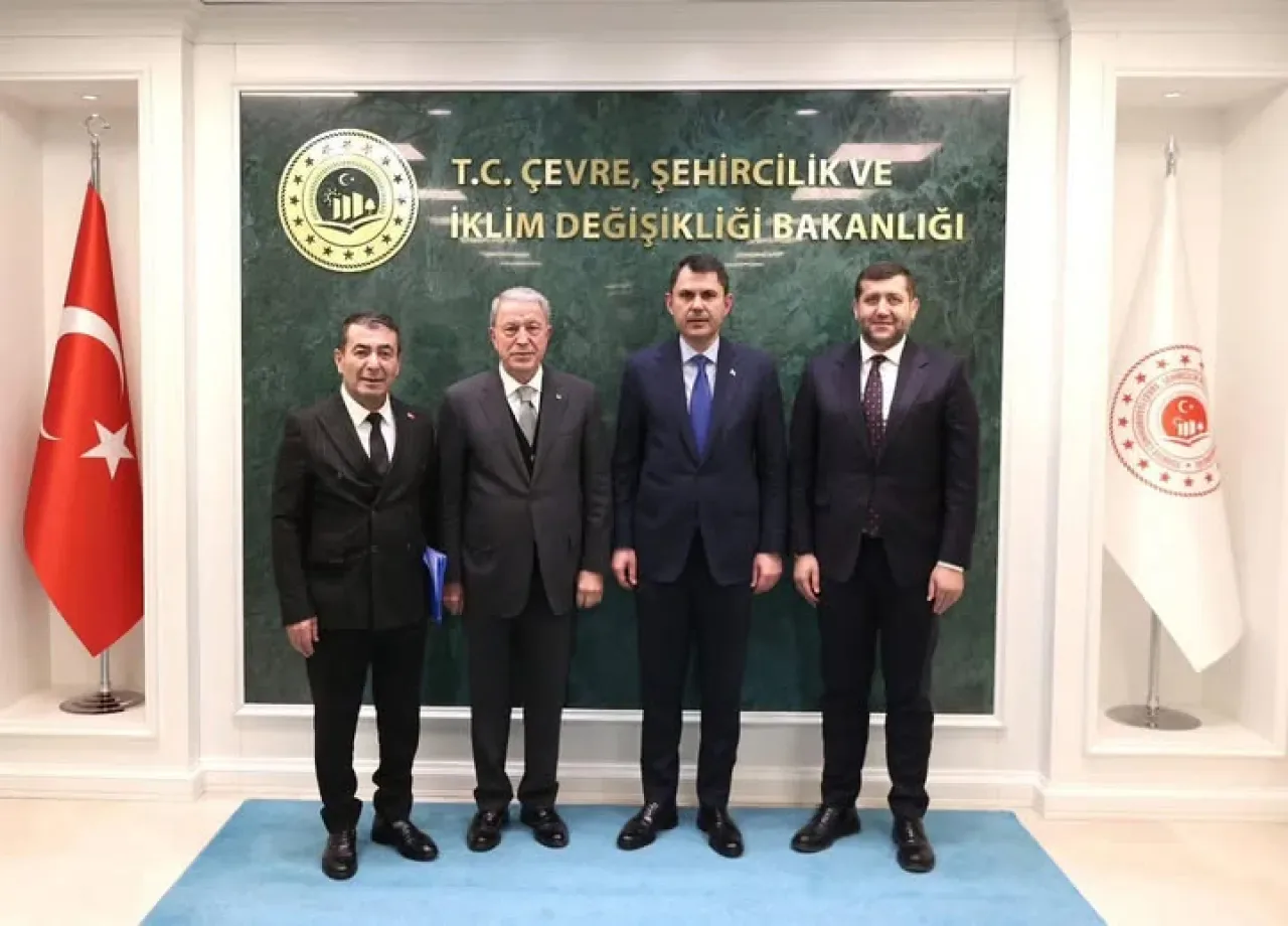 Bünyan İlçesine Sokak Sağlıklaştırma Projesi ve Ekskavatör Desteği Bünyan İlçesine Sokak Sağlıklaştırma Projesi ve Ekskavatör Desteği