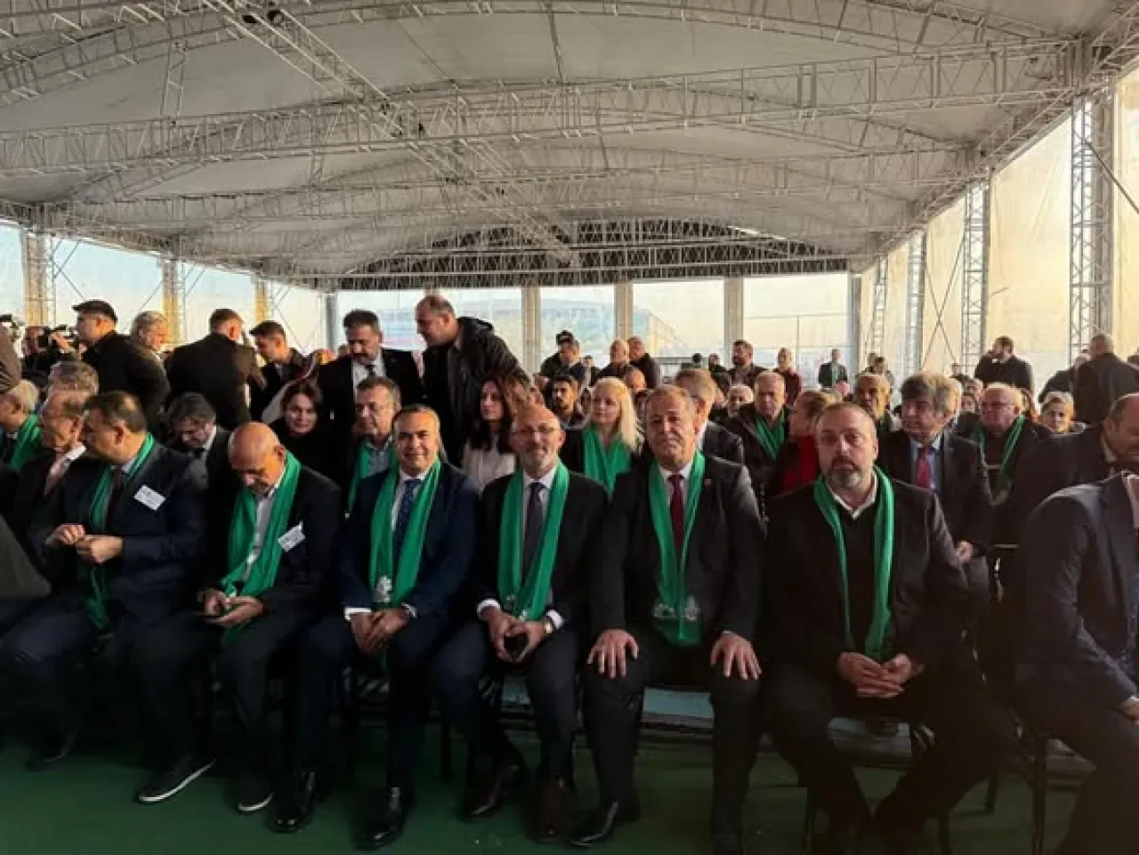 MHP'den Konya Tanıtım Günleri'nde Anlamlı Ziyaret MHP'den Konya Tanıtım Günleri'nde Anlamlı Ziyaret