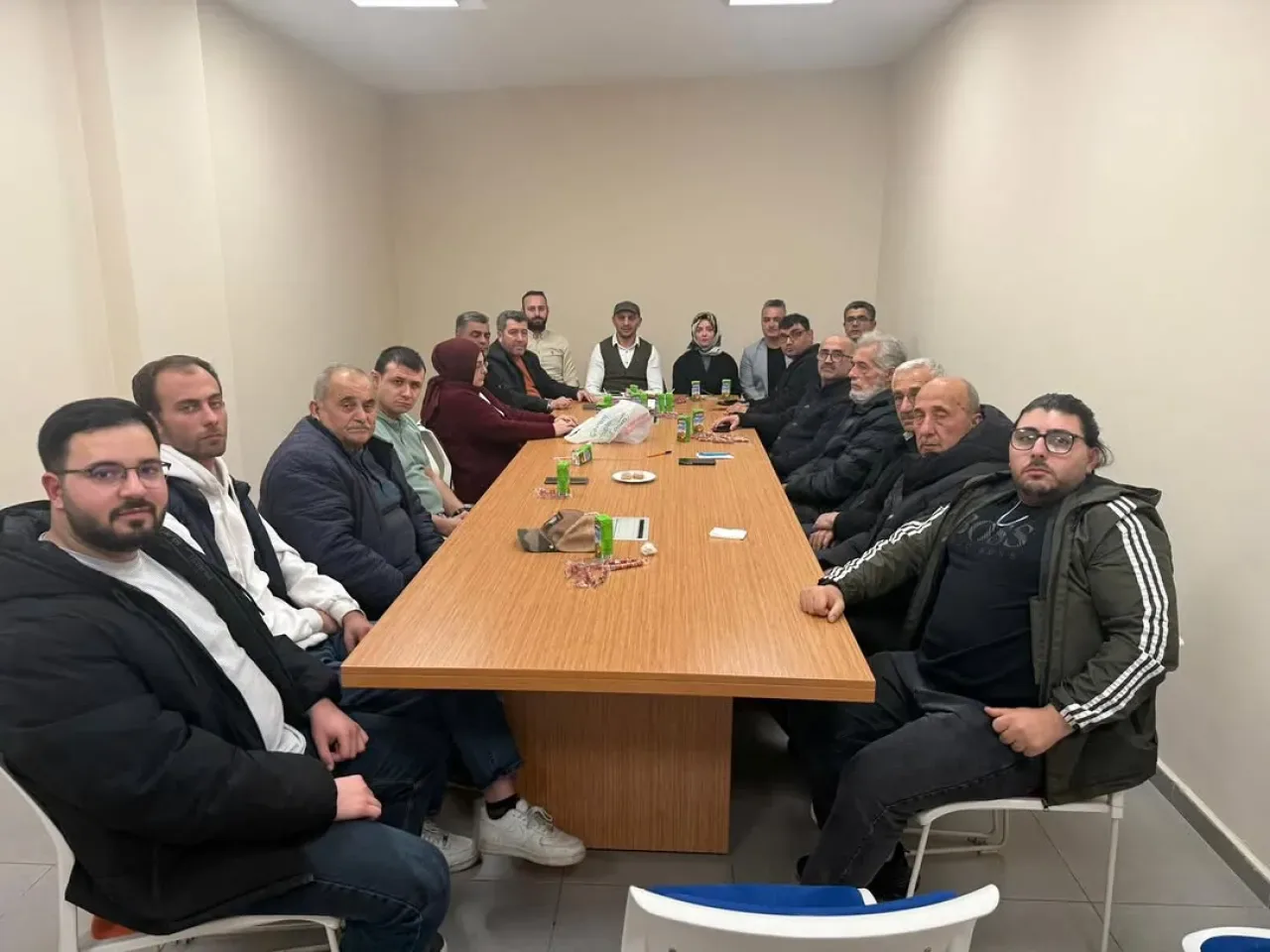 AK Parti Kağıthane Teşkilatları Haftalık Toplantılarını Gerçekleştirdi AK Parti Kağıthane Teşkilatları Haftalık Toplantılarını Gerçekleştirdi