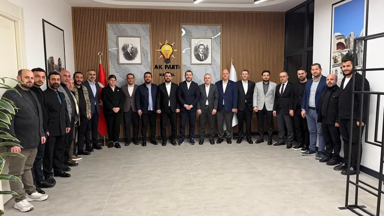 AK Parti'nin Kartal'daki Yeni İlçe Binası Açıldı AK Parti'nin Kartal'daki Yeni İlçe Binası Açıldı
