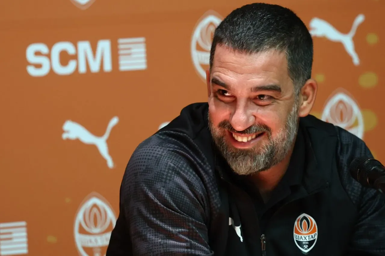Arda Turan'ın Shakhtar Donetsk'i Konferans Ligi'nde Son 16'ya Yükseldi Arda Turan'ın Shakhtar Donetsk'i Konferans Ligi'nde Son 16'ya Yükseldi