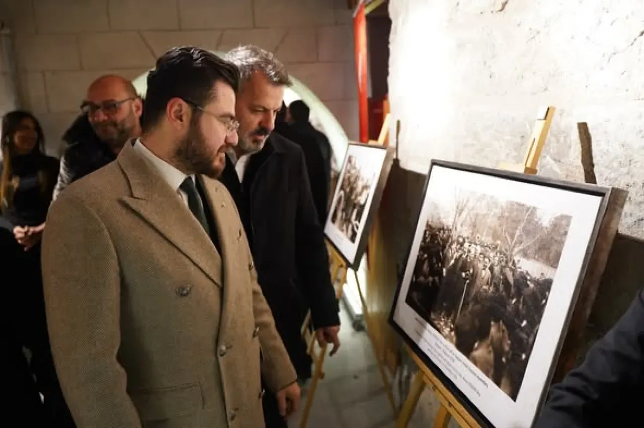 Kayseri'de Atatürk'ün Gelişinin 106. Yıl Dönümü Törenle Anıldı Kayseri'de Atatürk'ün Gelişinin 106. Yıl Dönümü Törenle Anıldı