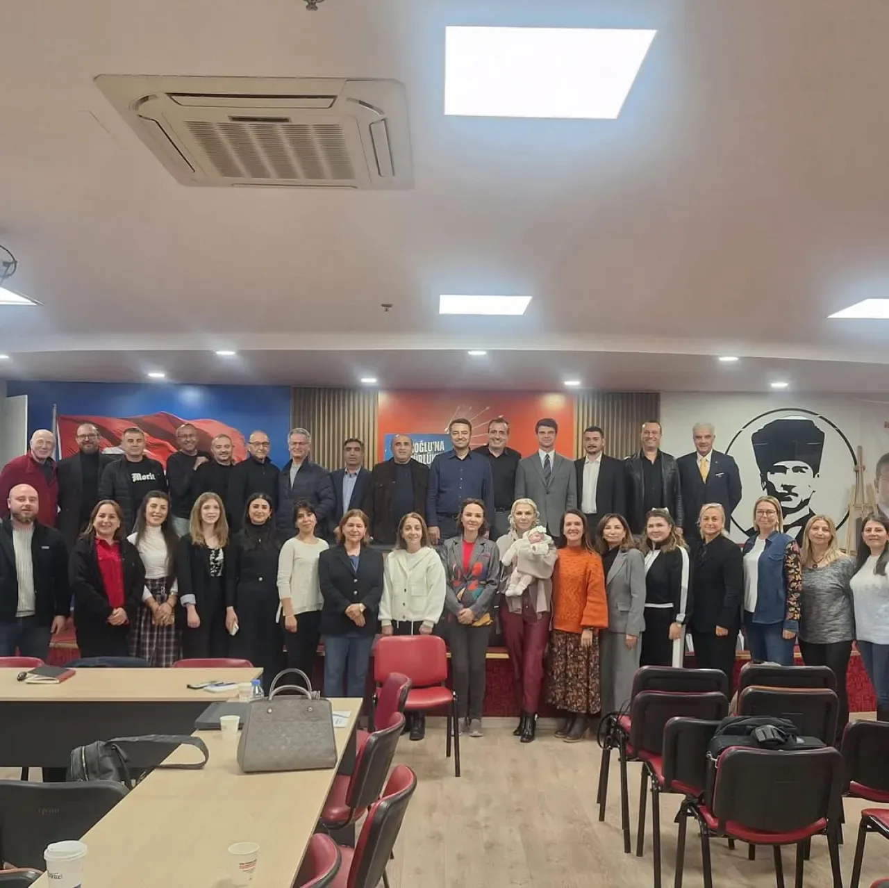 CHP Beylikdüzü'nde Komisyonlar Koordinasyon Toplantısı Yapıldı CHP Beylikdüzü'nde Komisyonlar Koordinasyon Toplantısı Yapıldı
