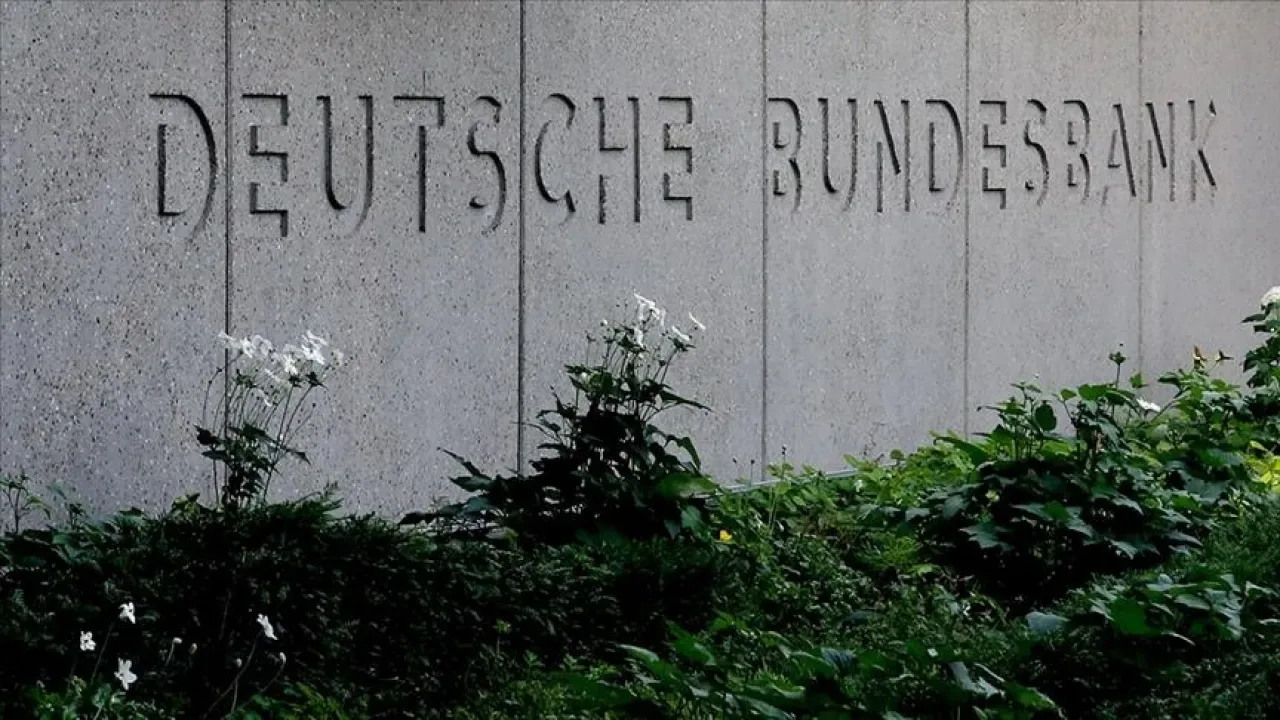 Bundesbank Büyüme Tahminini Düşürdü, Enflasyon Beklentisini Yükseltti Bundesbank Büyüme Tahminini Düşürdü, Enflasyon Beklentisini Yükseltti