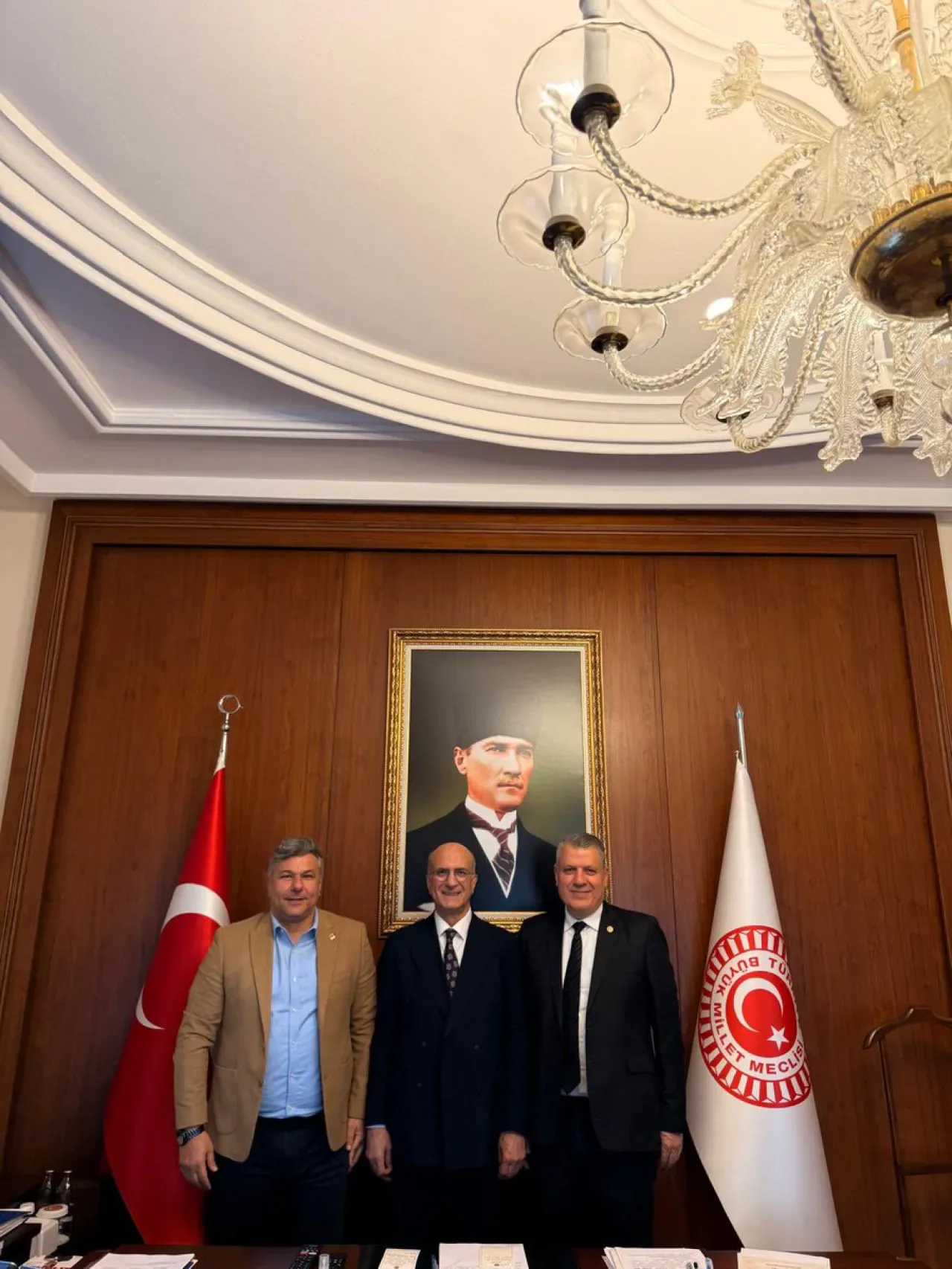CHP'li Barut, Meclis Başkan Vekili Bingöl ve Milletvekili Torun'u Ziyaret Etti CHP'li Barut, Meclis Başkan Vekili Bingöl ve Milletvekili Torun'u Ziyaret Etti