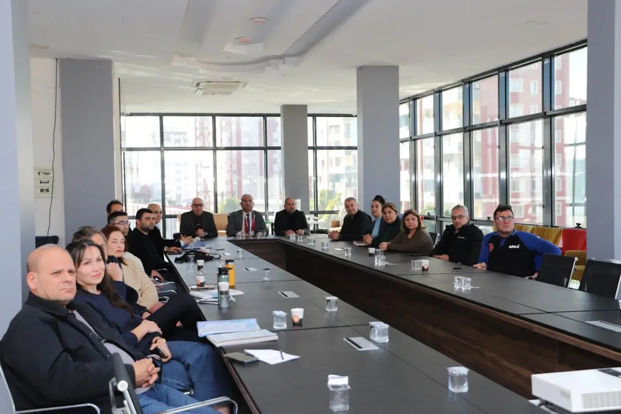 Adana'da Kamu Binaları için Erişilebilirlik Eğitimi Düzenlendi Adana'da Kamu Binaları için Erişilebilirlik Eğitimi Düzenlendi
