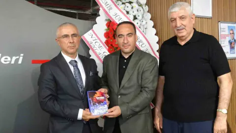 Cevdet Atalan 'Asrın Felaketi' kitabıyla okuyucuyla buluştu: Malatya'nın dört günü