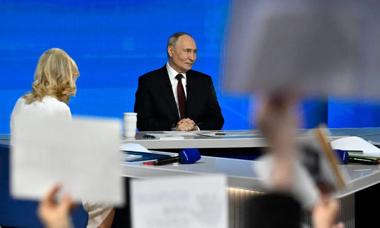 Rusya Devlet Başkanı Putin: Rusya-Çin İlişkileri Küresel İstikrar İçin Temel Faktör Rusya Devlet Başkanı Putin: Rusya-Çin İlişkileri Küresel İstikrar İçin Temel Faktör