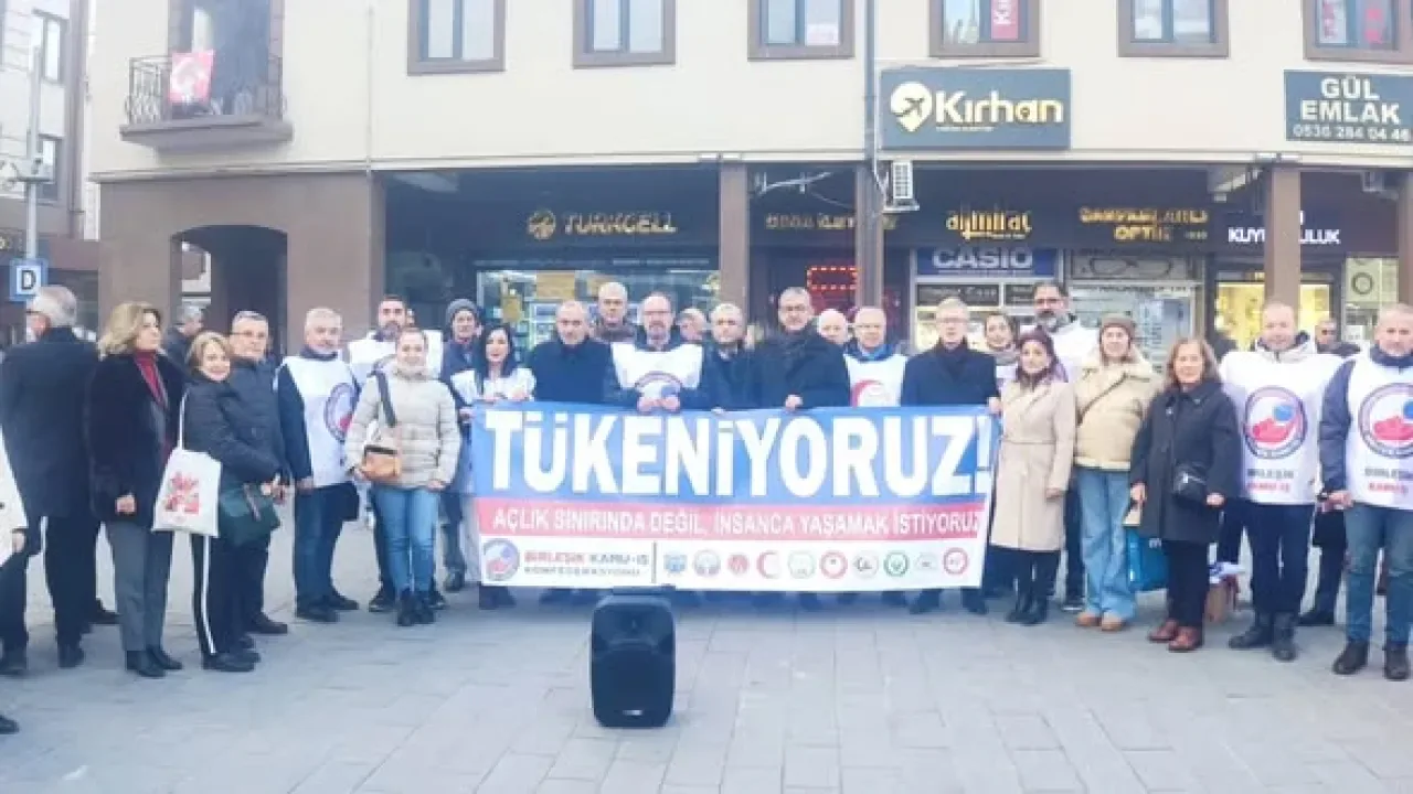 CHP'den Emekçilere Destek: "Sosyal Devletin Gereği, Emeğin ve Adaletin Yanındayız" CHP'den Emekçilere Destek: "Sosyal Devletin Gereği, Emeğin ve Adaletin Yanındayız"