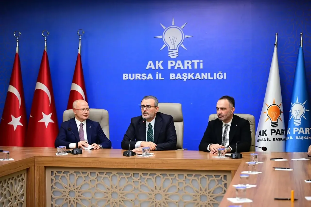 Mahir Ünal, AK Parti Bursa İl Başkanlığı'nı Ziyaret Etti Mahir Ünal, AK Parti Bursa İl Başkanlığı'nı Ziyaret Etti