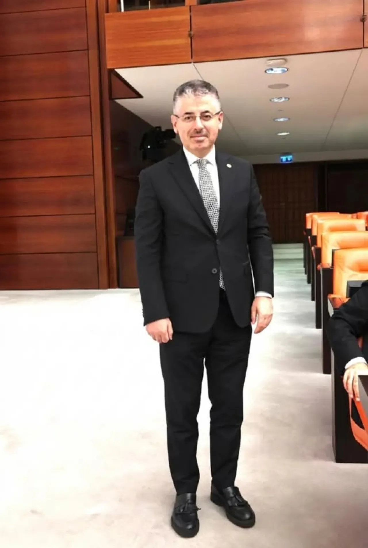 Ak Parti Kayseri Milletvekili Çopuroğlu: "Yeri Gelince Konuşmak Üzere Duruşumuzu Muhafaza Ediyoruz" Ak Parti Kayseri Milletvekili Çopuroğlu: "Yeri Gelince Konuşmak Üzere Duruşumuzu Muhafaza Ediyoruz"