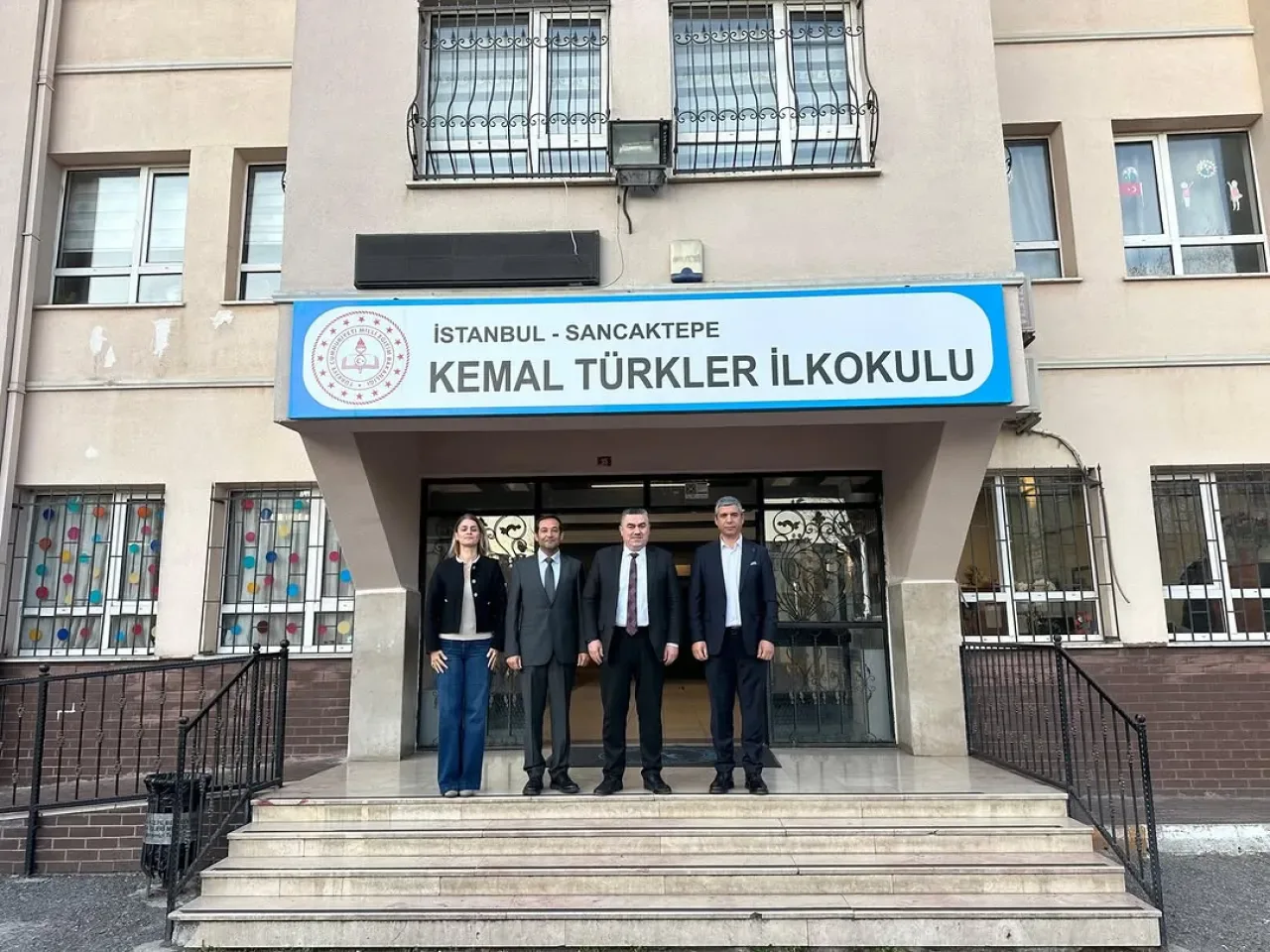 Sancaktepe İlçe Milli Eğitim Müdürü Sadık Aslan, Kemal Türkler İlkokulu'nu Ziyaret Etti Sancaktepe İlçe Milli Eğitim Müdürü Sadık Aslan, Kemal Türkler İlkokulu'nu Ziyaret Etti