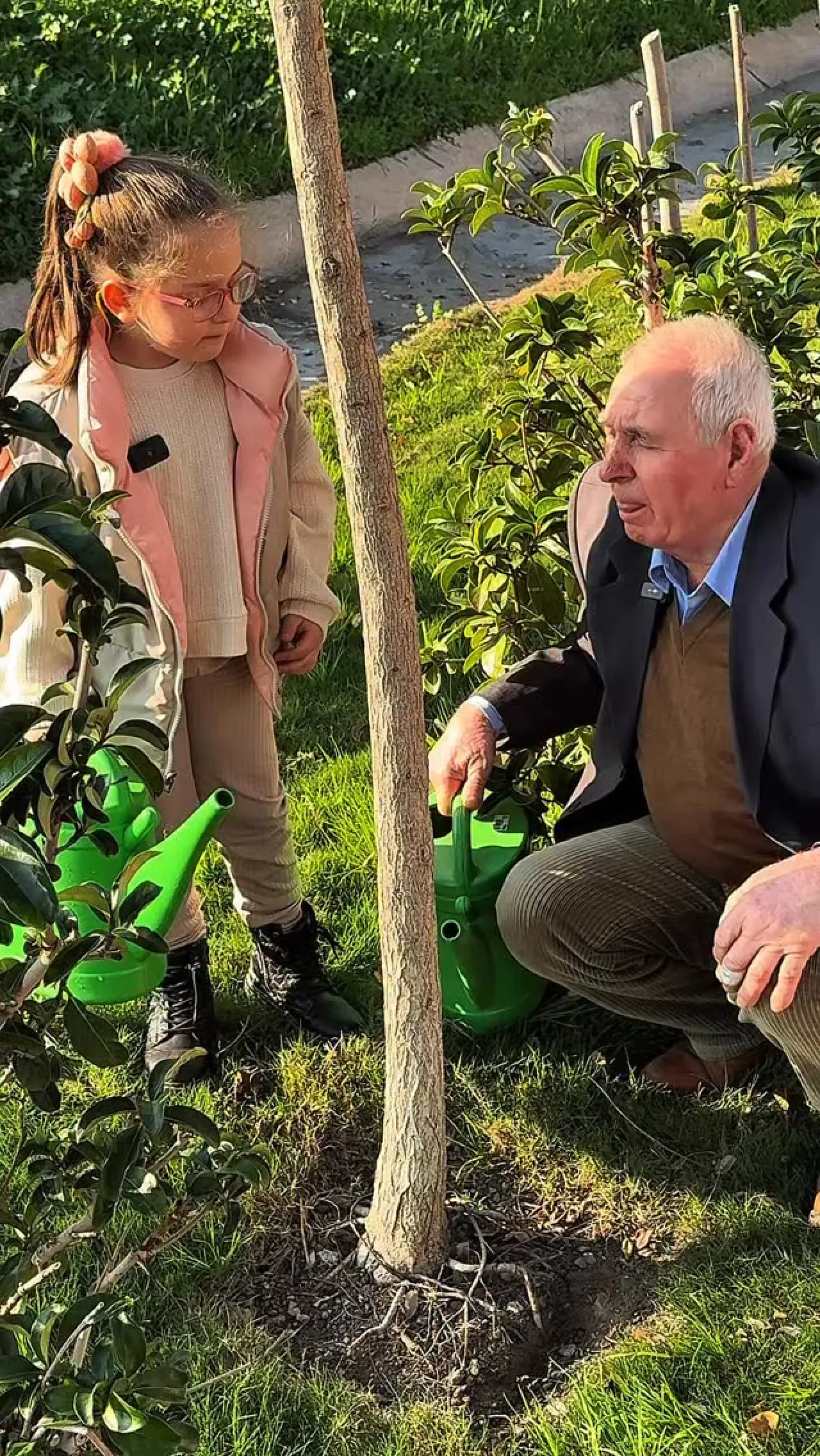 Çiğli Belediyesi, İlçeyi Yeşil ve Yaşanabilir Bir Geleceğe Taşıyor Çiğli Belediyesi, İlçeyi Yeşil ve Yaşanabilir Bir Geleceğe Taşıyor