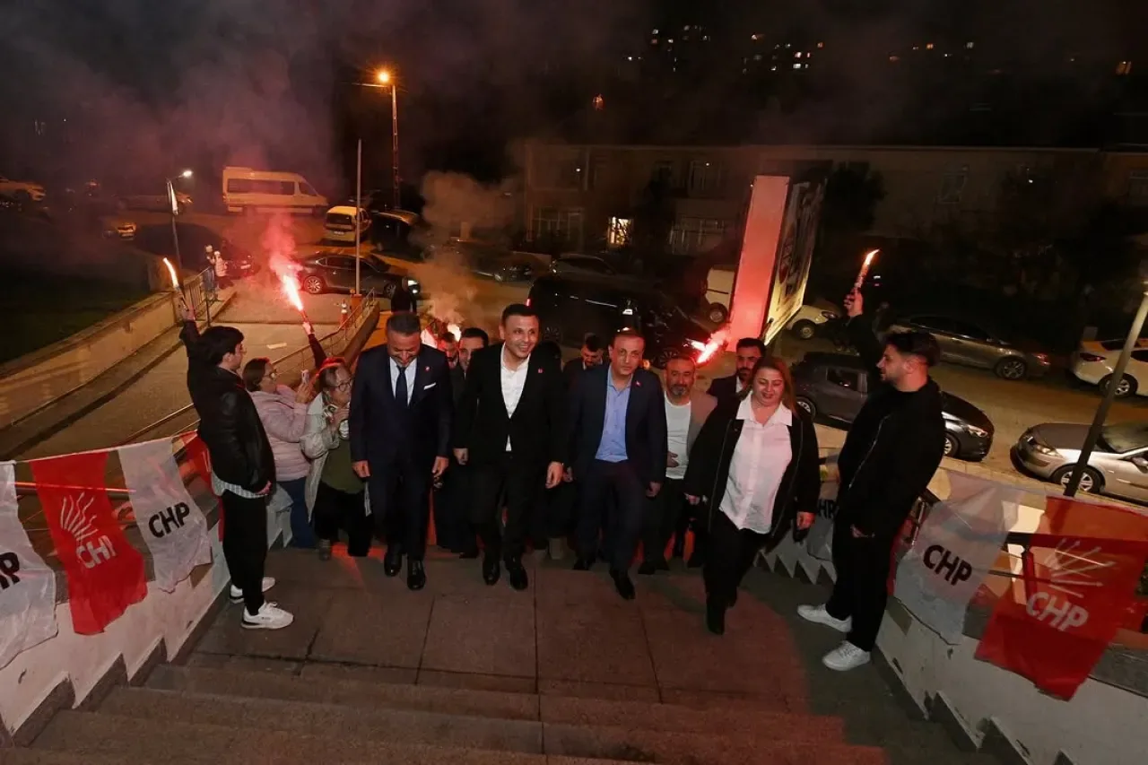 CHP Ümraniye Gençlik Kolları, İstanbul Yönetimi ile Buluştu CHP Ümraniye Gençlik Kolları, İstanbul Yönetimi ile Buluştu