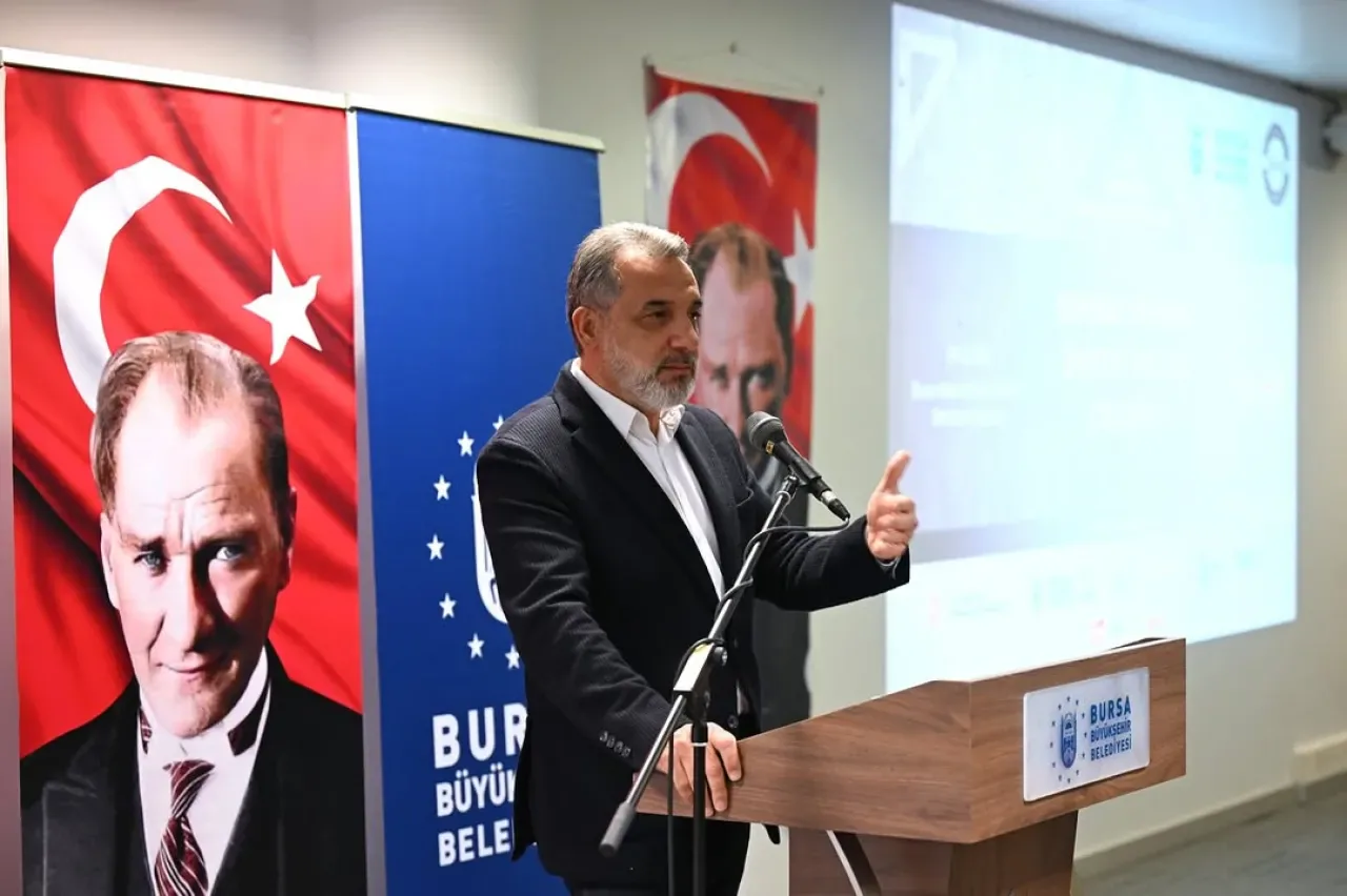 Bursa'da Deprem Sığınma Üniteleri Masaya Yatırıldı Bursa'da Deprem Sığınma Üniteleri Masaya Yatırıldı