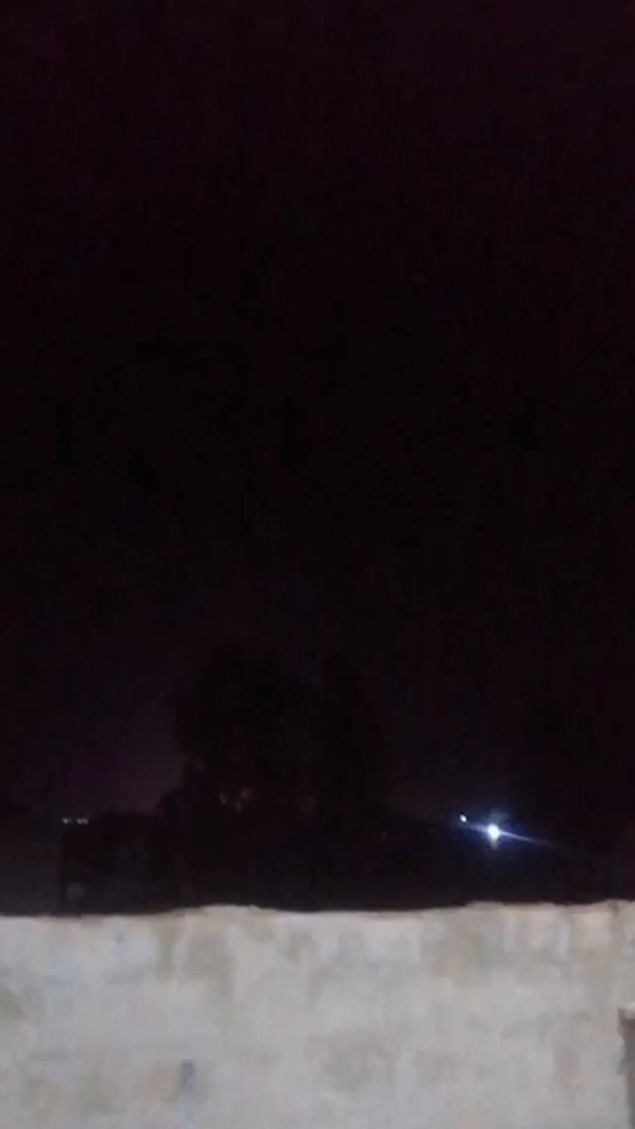 ABD Ordusu Suriye'de "Şahin Gözü" Harekatı ile DAEŞ'e Yönelik Operasyon Başlattı ABD Ordusu Suriye'de "Şahin Gözü" Harekatı ile DAEŞ'e Yönelik Operasyon Başlattı