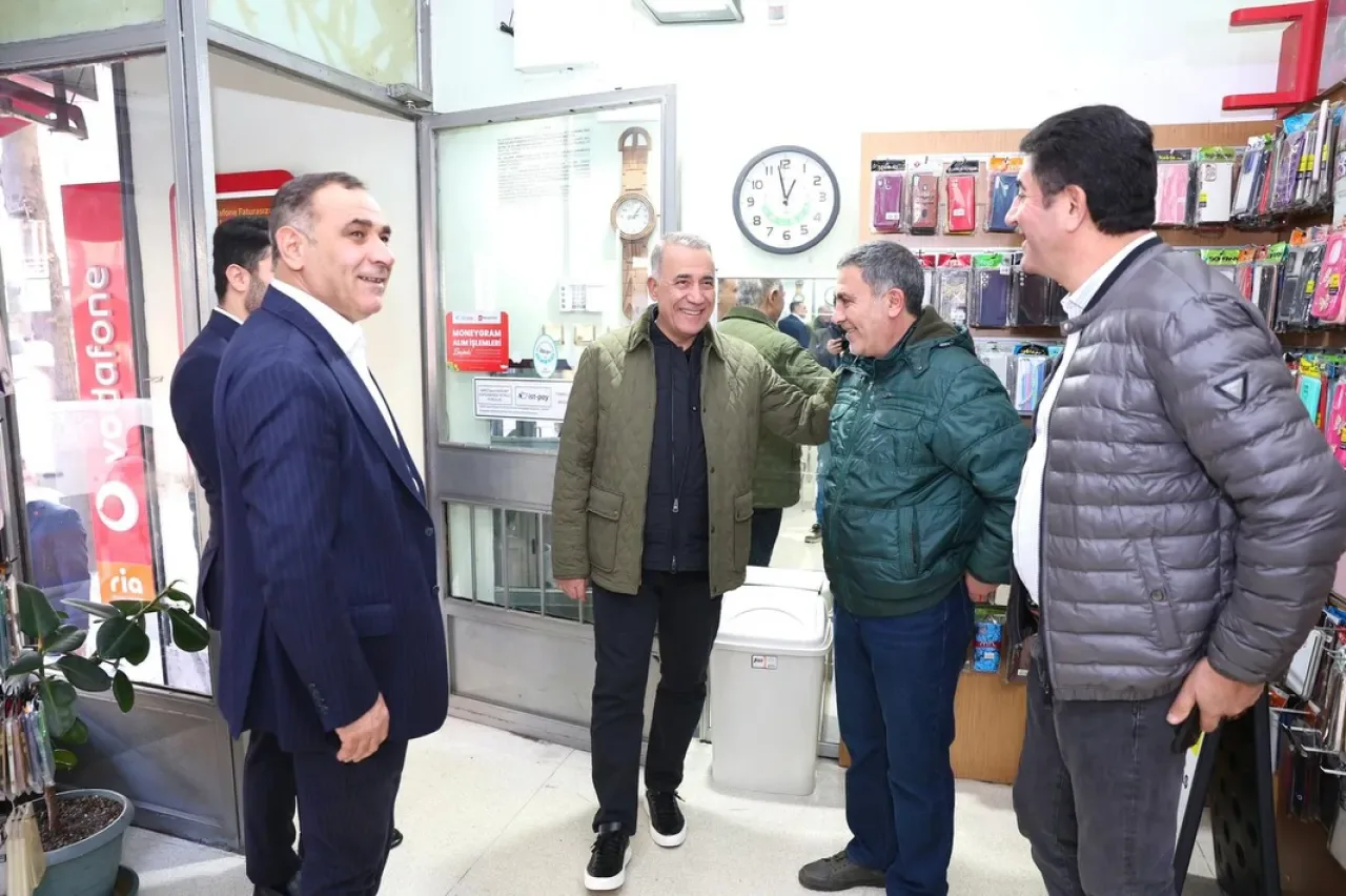 Sultangazi'de Komşuluk Dayanışması ve Yerel Yönetim Buluşması Sultangazi'de Komşuluk Dayanışması ve Yerel Yönetim Buluşması