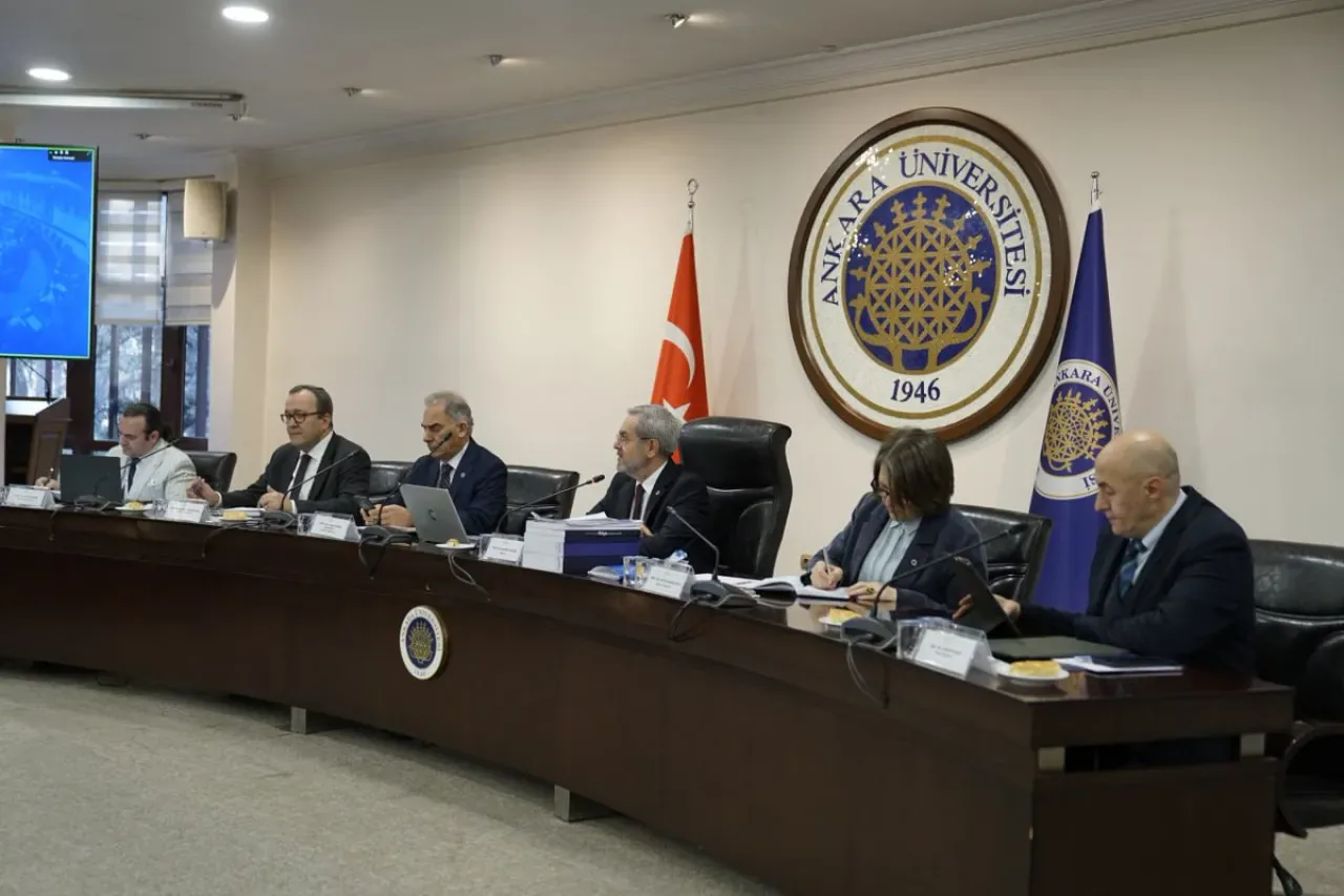 Cumhurbaşkanlığı Kurulu Üyesi Ünüvar, Ankara Üniversitesi'nde Koordinatörlerle Değerlendirme Toplantısı Gerçekleştirdi Cumhurbaşkanlığı Kurulu Üyesi Ünüvar, Ankara Üniversitesi'nde Koordinatörlerle Değerlendirme Toplantısı Gerçekleştirdi