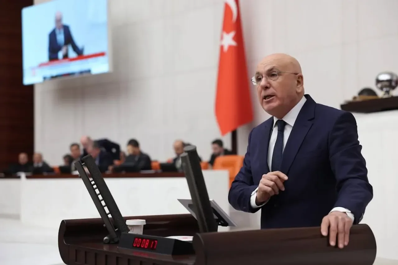 AK Parti Balıkesir Milletvekili İsmail Ok, TBMM'de 2024 Bütçe Görüşmelerini Değerlendirdi AK Parti Balıkesir Milletvekili İsmail Ok, TBMM'de 2024 Bütçe Görüşmelerini Değerlendirdi