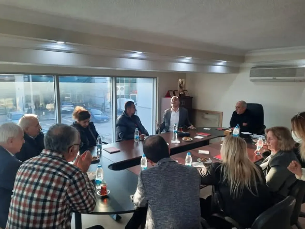Yenimahalle Kent Konseyi Yürütme Kurulu, Matbaacılar Odası'nı Ziyaret Etti Yenimahalle Kent Konseyi Yürütme Kurulu, Matbaacılar Odası'nı Ziyaret Etti