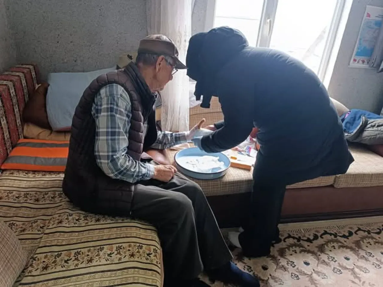 Kepsut Belediyesi Mobil Sağlık ve Altyapı Çalışmalarıyla Hizmet Veriyor Kepsut Belediyesi Mobil Sağlık ve Altyapı Çalışmalarıyla Hizmet Veriyor