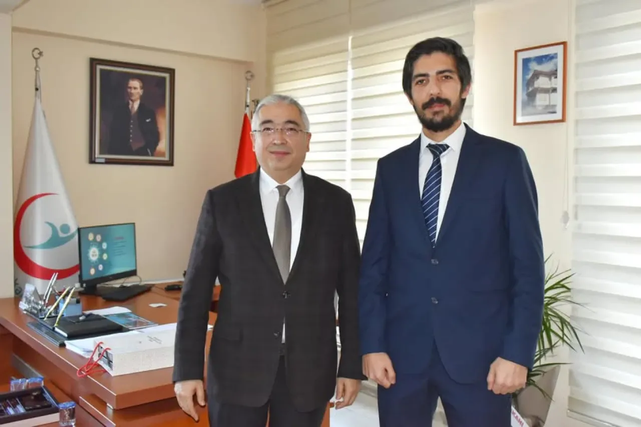 Bursa Aile ve Sosyal Hizmetler İl Müdürü'nden Mudanya İlçe Sağlık Müdürü'ne Hayırlı Olsun Ziyareti Bursa Aile ve Sosyal Hizmetler İl Müdürü'nden Mudanya İlçe Sağlık Müdürü'ne Hayırlı Olsun Ziyareti