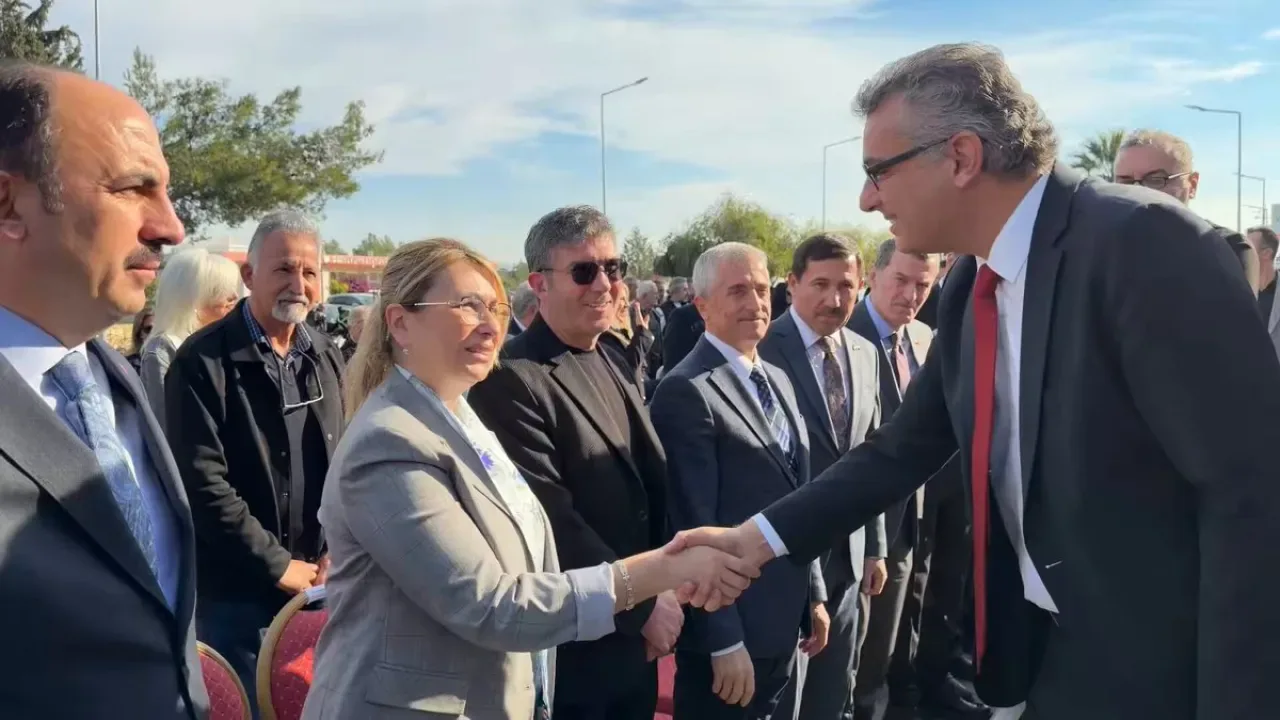 Türk Dünyası Belediyeler Birliği'nden Güzelyurt Belediyesi'ne Ziyaret Türk Dünyası Belediyeler Birliği'nden Güzelyurt Belediyesi'ne Ziyaret