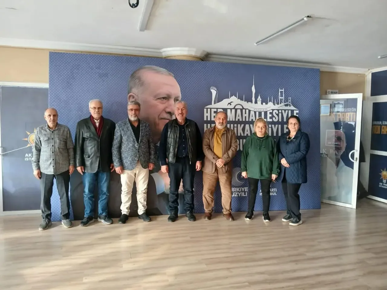 AK Parti Adalar İlçe Başkanlığı'na Ziyaret AK Parti Adalar İlçe Başkanlığı'na Ziyaret