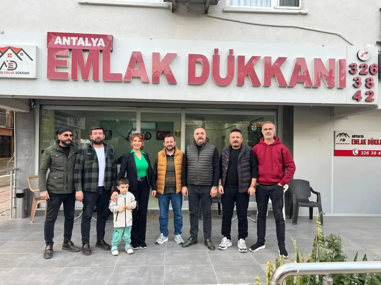 MHP Muratpaşa İlçe Başkanlığı, Konuksever Mahallesi Esnafını Ziyaret Etti MHP Muratpaşa İlçe Başkanlığı, Konuksever Mahallesi Esnafını Ziyaret Etti