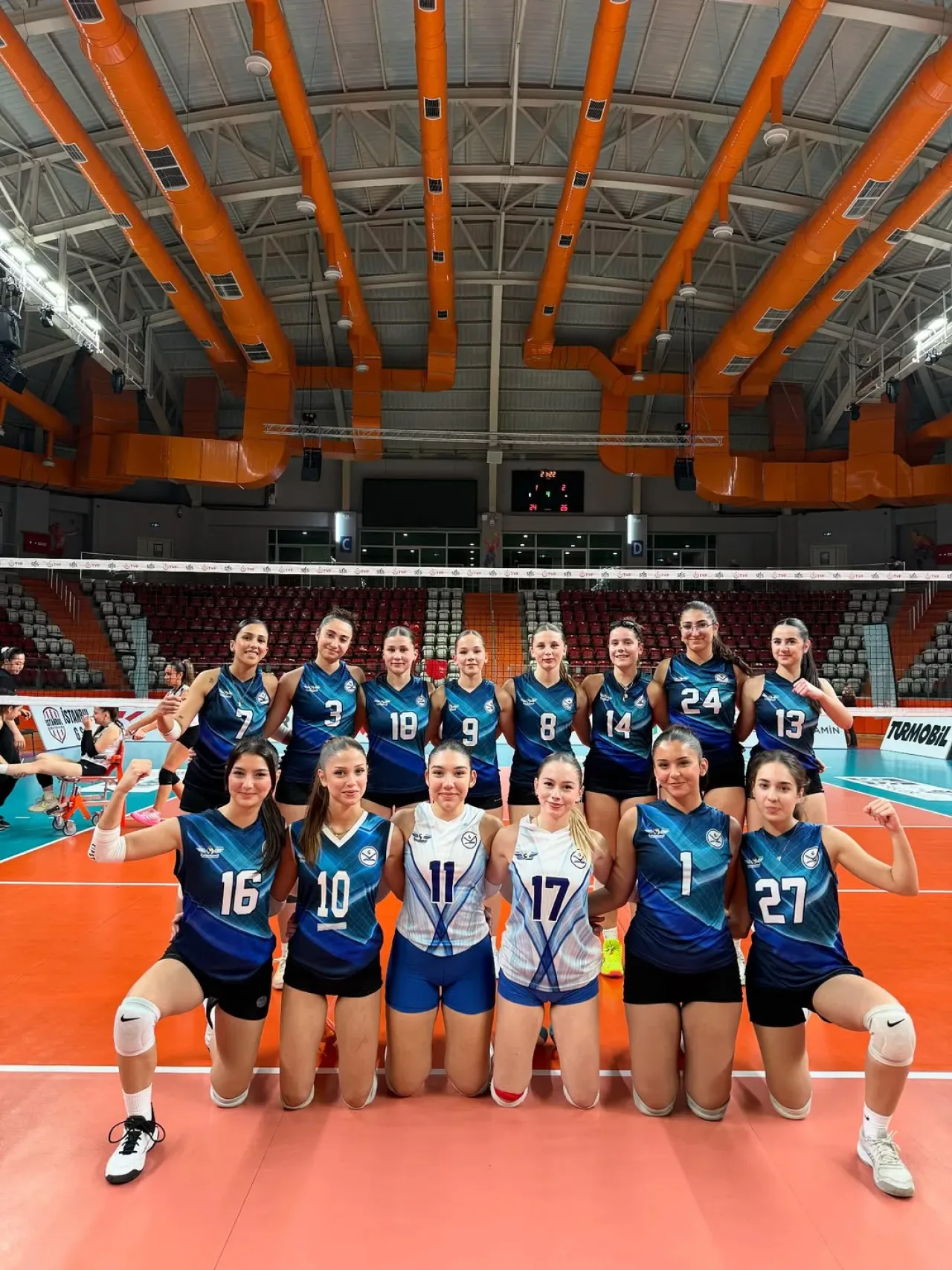 Küçükçekmece Voleybol Genç Takımı Namağlup Grup Liderliğini Sürdürüyor Küçükçekmece Voleybol Genç Takımı Namağlup Grup Liderliğini Sürdürüyor