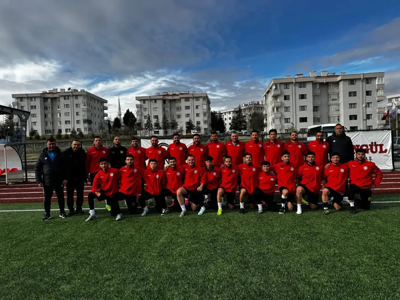 Ayaş Spor, Sezon Açılışında Gölbaşı'nda Sahaya Çıkıyor Ayaş Spor, Sezon Açılışında Gölbaşı'nda Sahaya Çıkıyor