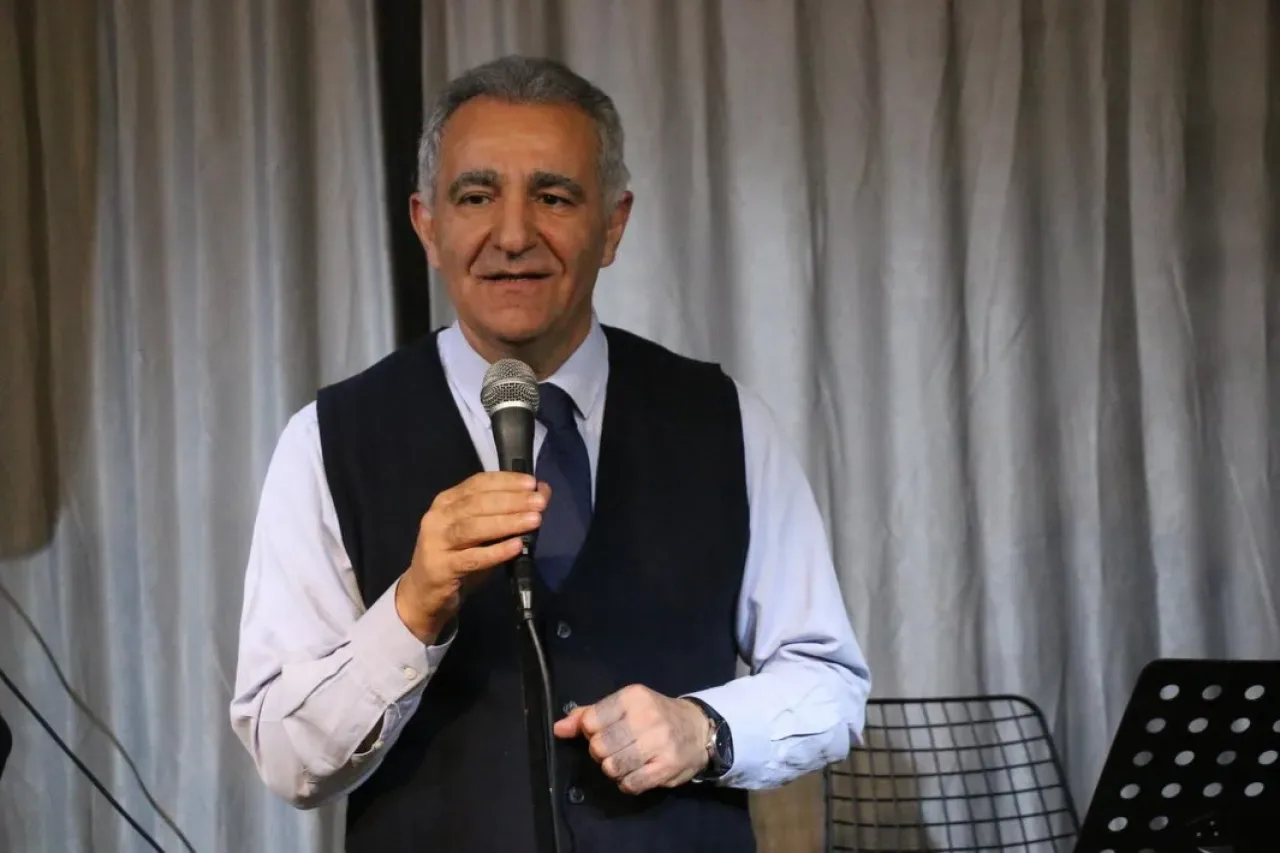 Tuzla Halk Eğitimi Merkezi'nden Usta Öğreticilere Sertifika Töreni Tuzla Halk Eğitimi Merkezi'nden Usta Öğreticilere Sertifika Töreni